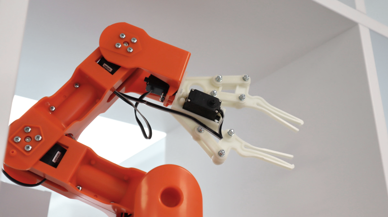 Datei:Roboter Untersicht.png